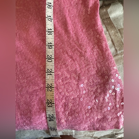 Express Pink Sequin Tank Top Size Medium - Picture 7 of 7